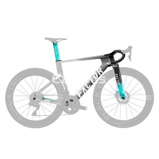 Cuadro Factor ONE Premium Package - Imagen 1